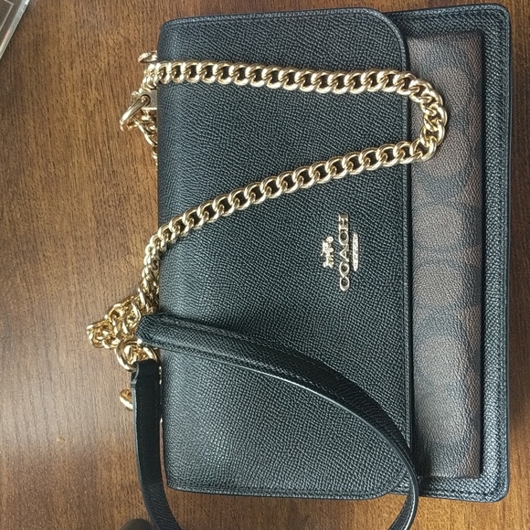 Coach Handbags - Coach Bag